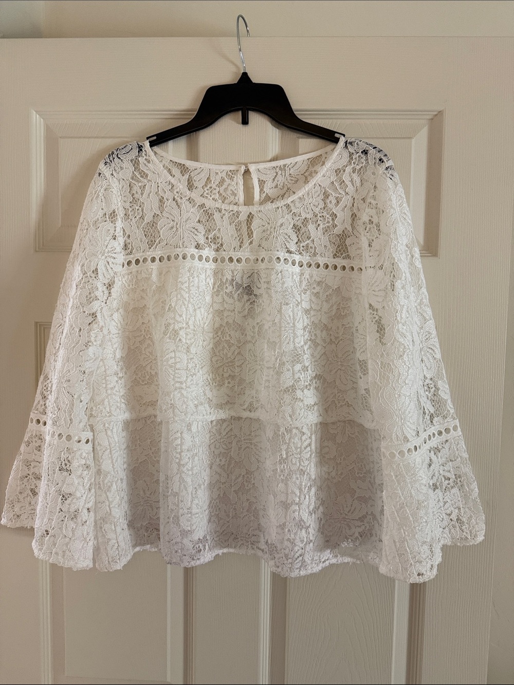 Laundry by Shelli Segal Women's White Lace Bell-Sleeve Top L/G
